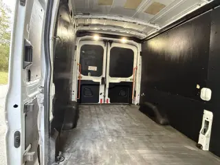 2019 Ford Transit 150