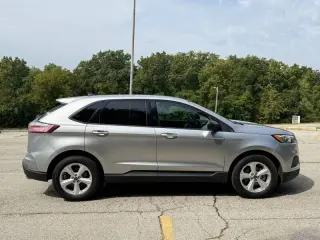 2020 Ford Edge SE