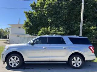 2020 Ford Expedition MAX XLT