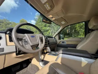 2011 Ford F-150 Lariat