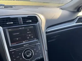 2014 Ford Fusion Hybrid Titanium