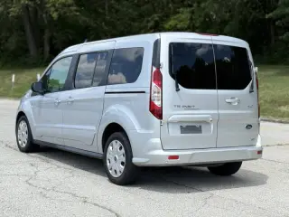 2022 Ford Transit Connect XLT