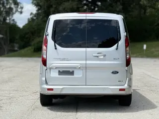 2022 Ford Transit Connect XLT