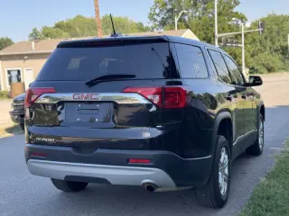 2017 GMC Acadia SLE-1