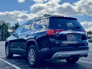 2017 GMC Acadia SLE-2