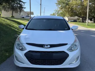 2012 Hyundai Sonata Hybrid