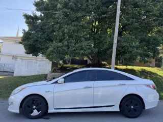 2012 Hyundai Sonata Hybrid