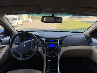 2012 Hyundai Sonata Hybrid