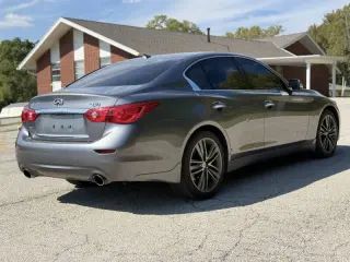 2015 Infiniti Q50 Premium