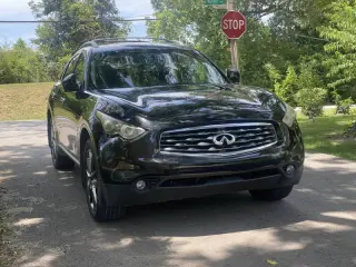 2010 Infiniti FX35