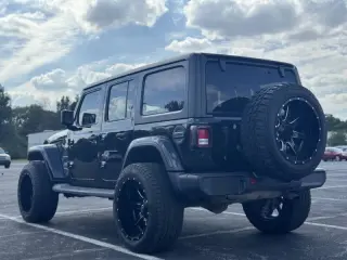 2019 Jeep Wrangler Unlimited Sahara