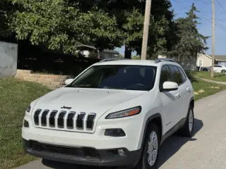 2017 Jeep Cherokee Latitude