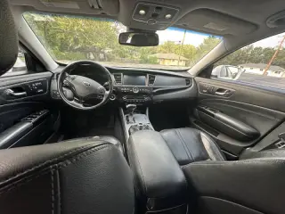 2016 Kia K900 Premium V6