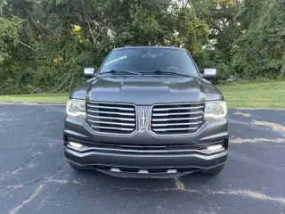 2016 Lincoln Navigator Select