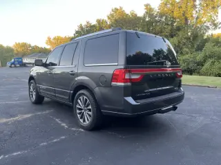 2016 Lincoln Navigator Select