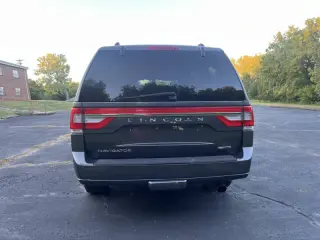2016 Lincoln Navigator Select