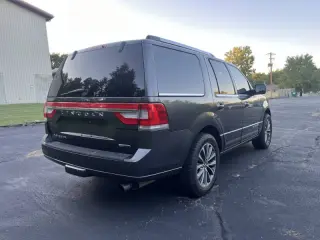 2016 Lincoln Navigator Select
