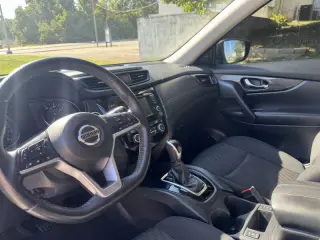 2019 Nissan Rogue Hybrid SV