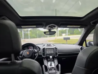 2014 Porsche Cayenne S