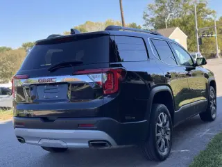 2020 GMC Acadia SLT