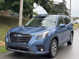 2023 Subaru Forester Premium