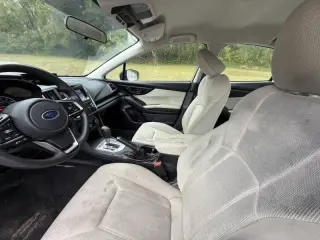 2017 Subaru Impreza 2.0i