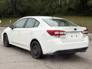 2017 Subaru Impreza 2.0i