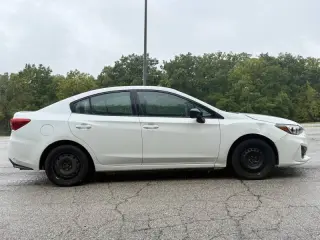 2017 Subaru Impreza 2.0i