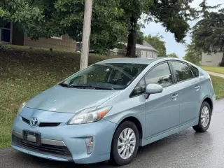 2013 Toyota Prius Plug-in Hybrid Advanced