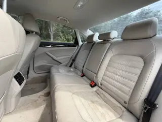 2014 Volkswagen Passat 2.0L TDI SEL Premium