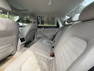 2014 Volkswagen Passat 2.0L TDI SEL Premium