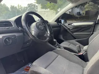 2013 Volkswagen Golf 2.5L PZEV