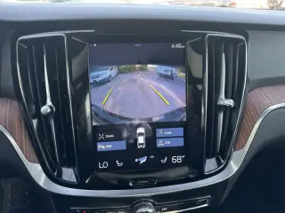 2022 Volvo S60 B5 Momentum