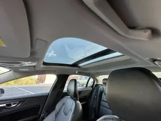 2022 Volvo S60 B5 Momentum