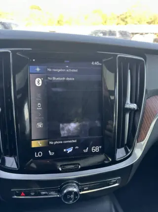 2022 Volvo S60 B5 Momentum