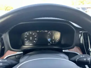 2022 Volvo S60 B5 Momentum