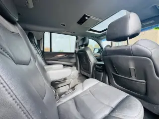 2017 Cadillac Escalade ESV Luxury