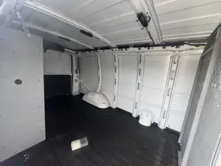 2019 Chevrolet Express 2500
