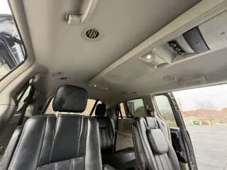 2016 Chrysler Town and Country Touring