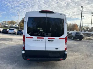 2019 Ford Transit 150 XLT