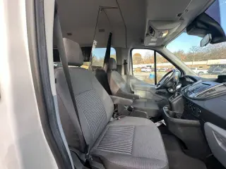 2019 Ford Transit 150 XLT