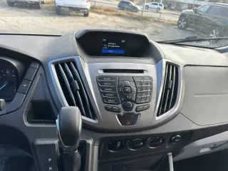 2019 Ford Transit 150 XLT