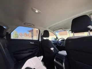 2020 Ford Edge SE