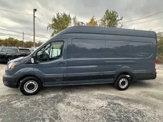 2021 Ford Transit 250