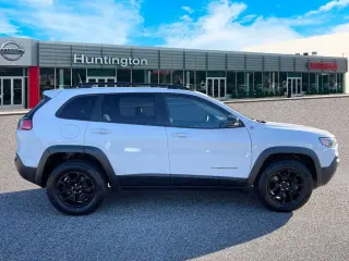 Jeep Cherokee 2022 4x4 Trailhawk 4dr SUV