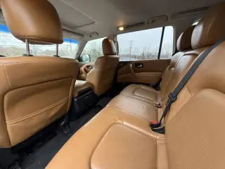 2016 Infiniti QX80