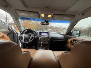 2016 Infiniti QX80