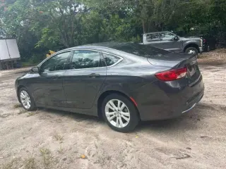 💥💲2400 Cash/ 🚗 2016 Chrysler 200