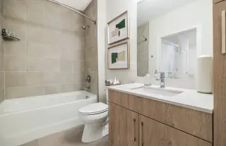 A nice 1 Bed and 1 bath Apartment available