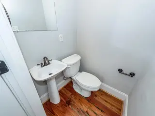 home available for rent immediately!!!